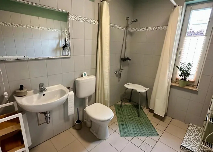 Hohe Gaeste - Zentral, Barrierefrei, Hunde Willkommen * Naumburg (Saale)